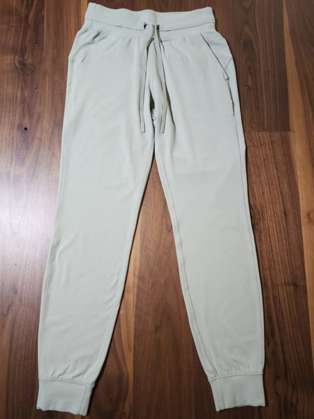 lululemon Ready to Rulu Jogger 7/8 Sage Green Sz 4